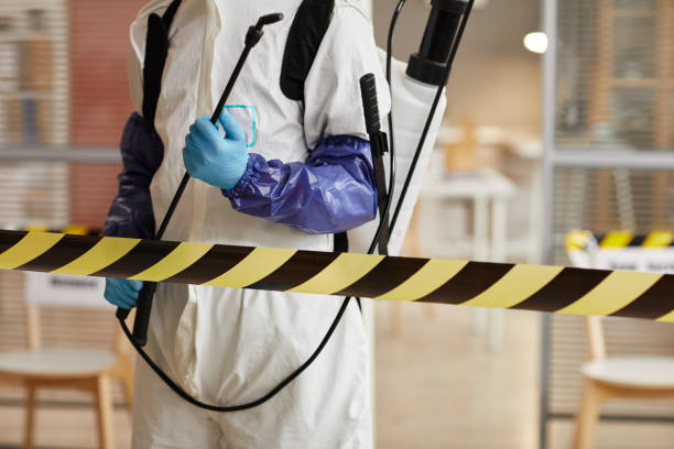 Professional Biohazard technician working in Olivet, MI